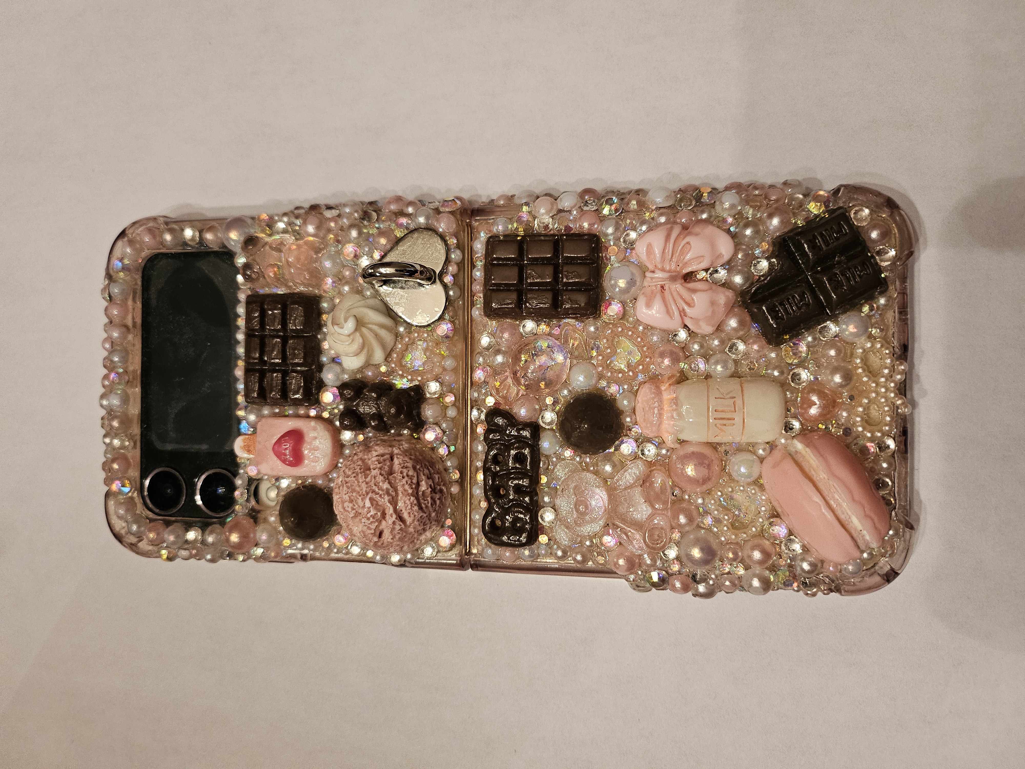 old weathered decoden phone case
